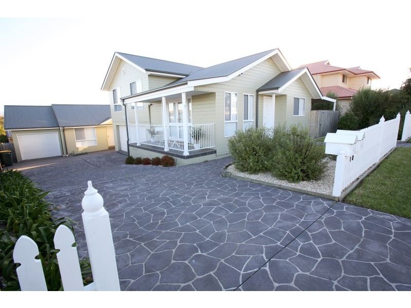 10 Adam Murray Way, Flinders NSW 2529