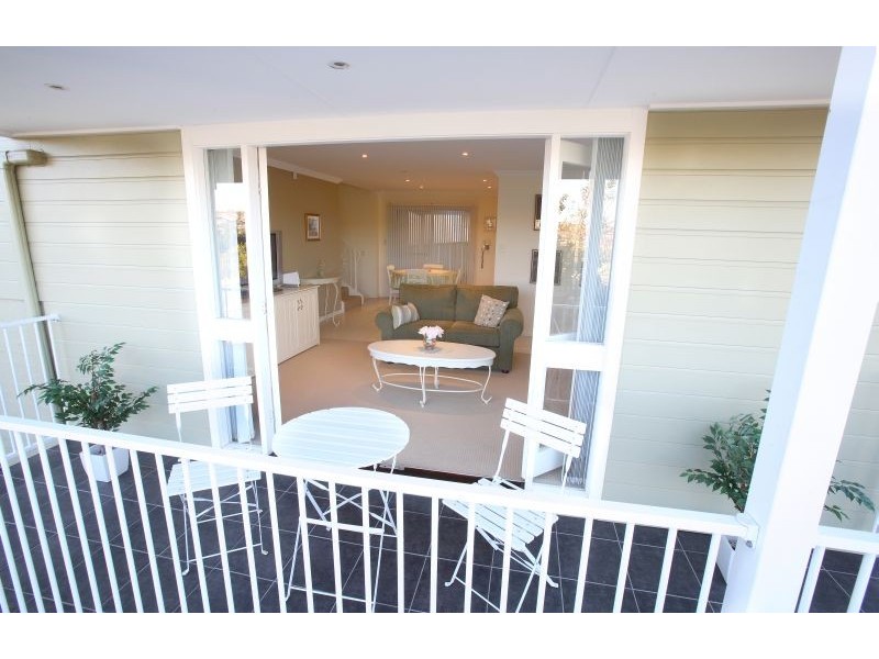 10 Adam Murray Way, Flinders NSW 2529