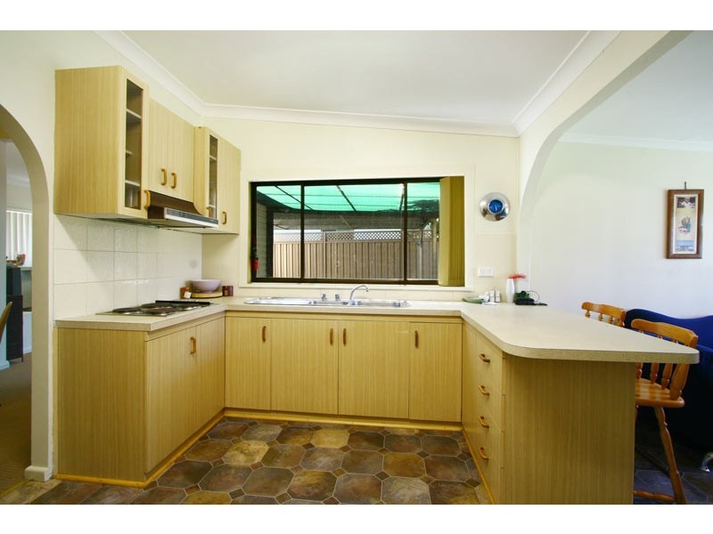 51 Osborne Parade, Warilla NSW 2528