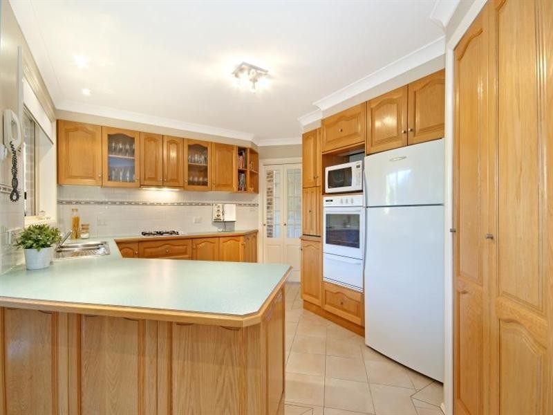 23 Erlestoke Place, Castle Hill NSW 2154