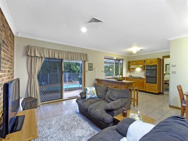 122 David Road, Castle Hill NSW 2154