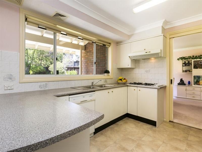 18 Penrose Avenue, Cherrybrook NSW 2126