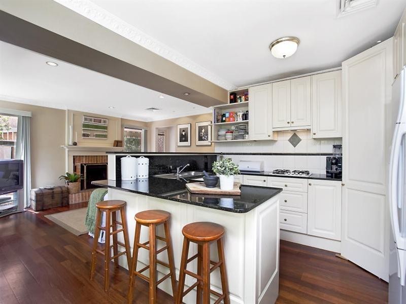 111 Francis Greenway Drive, Cherrybrook NSW 2126