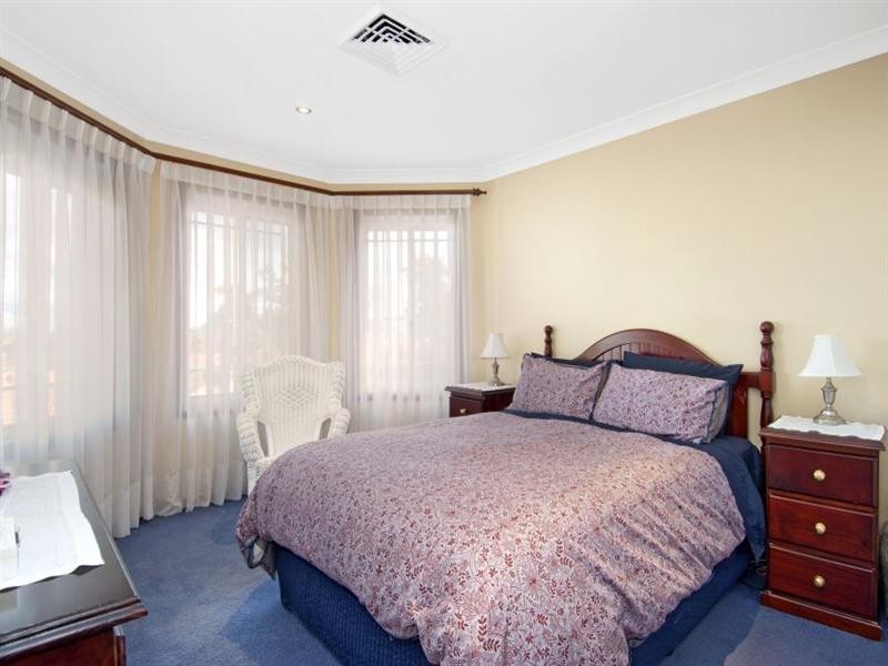 7 Millstream Grove, Dural NSW 2158