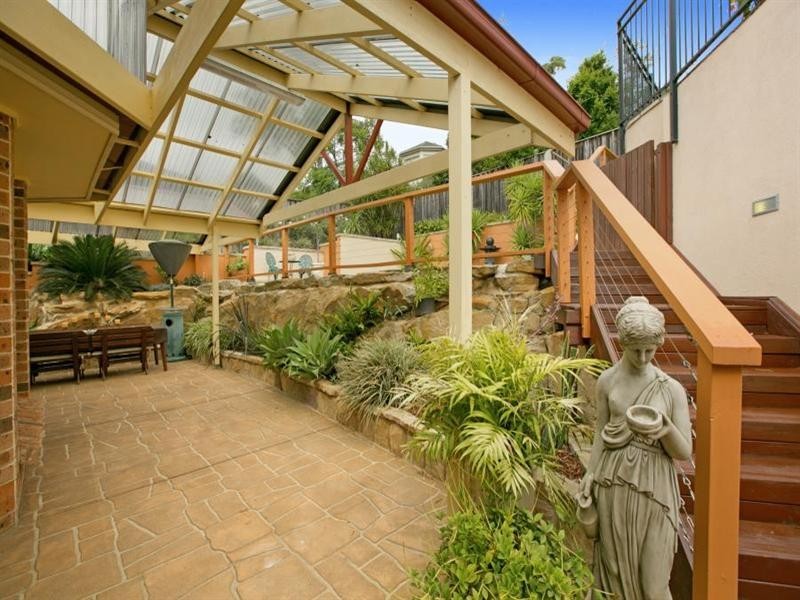 27 Featherwood Avenue, Cherrybrook NSW 2126