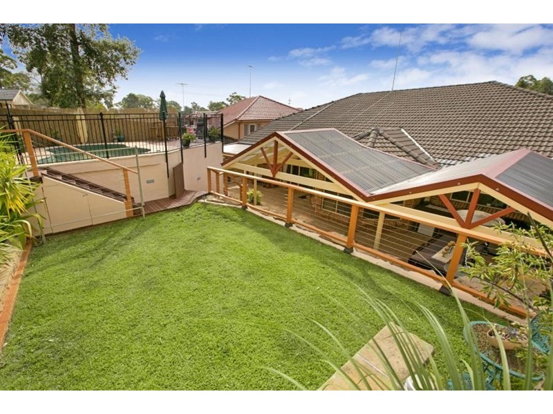 27 Featherwood Avenue, Cherrybrook NSW 2126