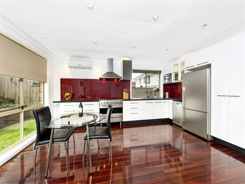 45 Oakhill Drive, Castle Hill NSW 2154