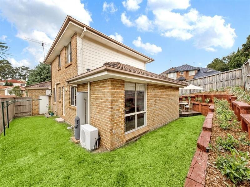 45 Oakhill Drive, Castle Hill NSW 2154