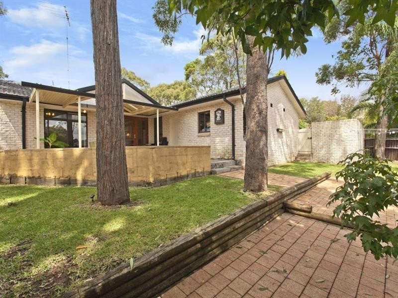 10 Forester Crescent, Cherrybrook NSW 2126
