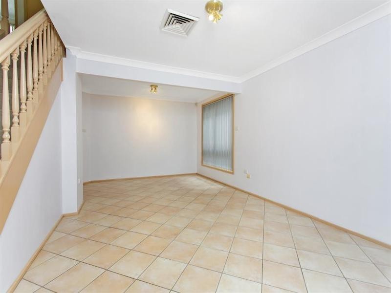 2/21 HIghclere Place, Castle Hill NSW 2154