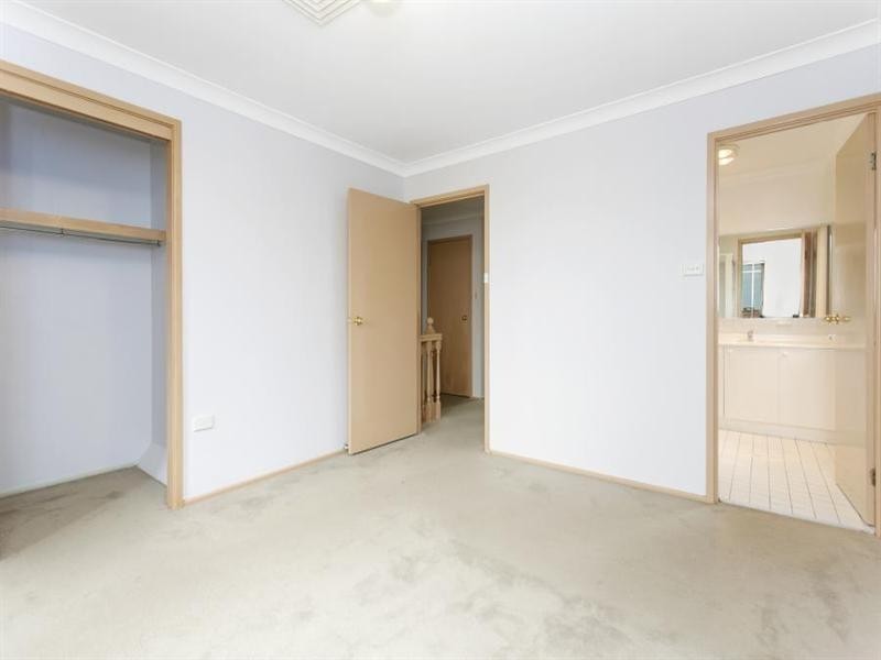 2/21 Highclere Place, Castle Hill NSW 2154