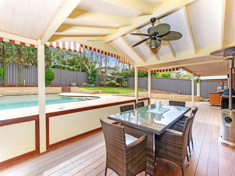 27 Francis Greenway Drive, Cherrybrook NSW 2126