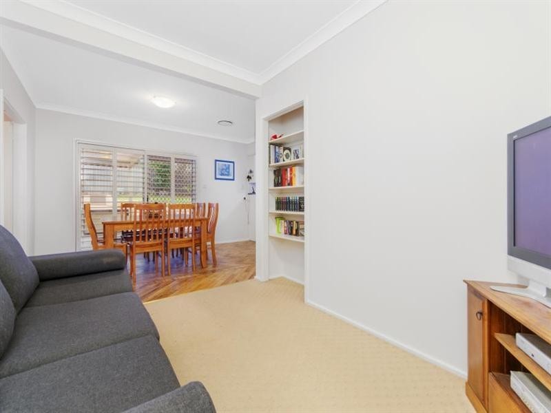 27 Francis Greenway Drive, Cherrybrook NSW 2126