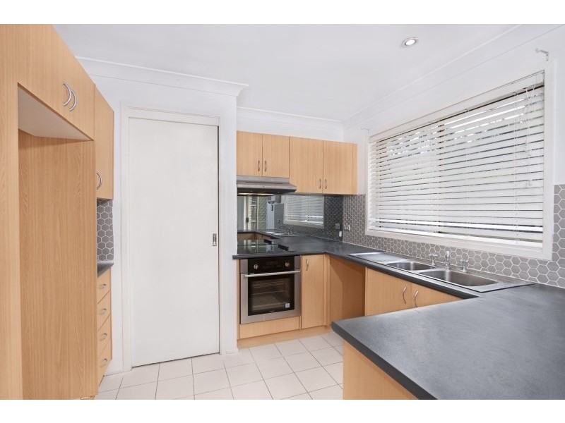 4/82 Delaney Drive, Baulkham Hills NSW 2153