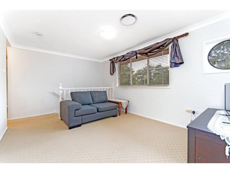 27 Francis Greenway Drive, Cherrybrook NSW 2126