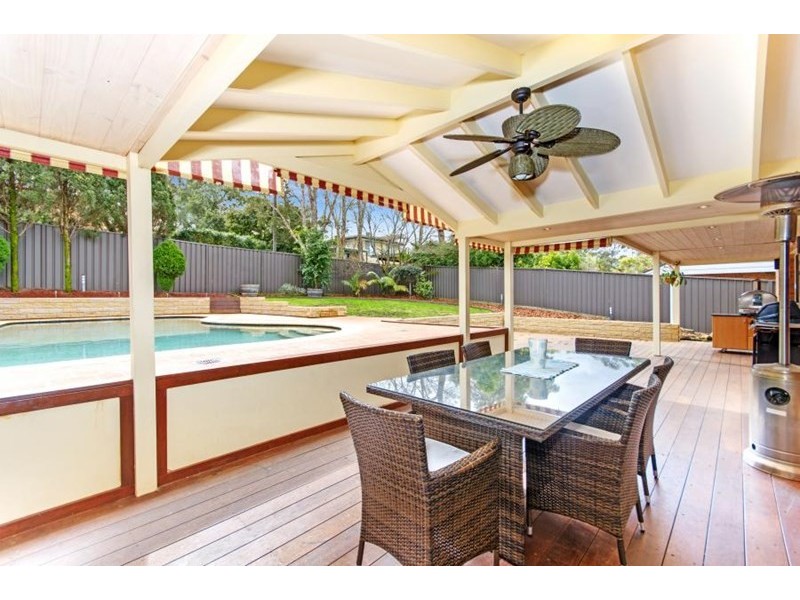 27 Francis Greenway Drive, Cherrybrook NSW 2126