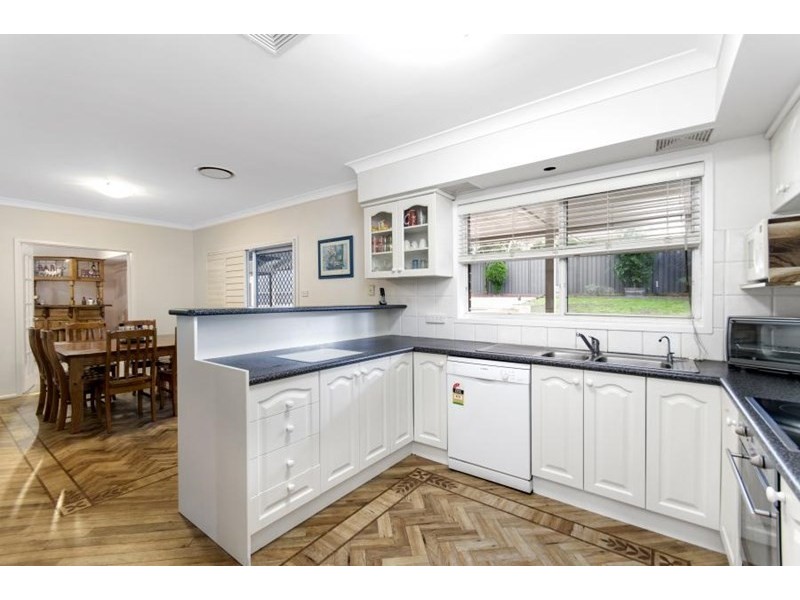 27 Francis Greenway Drive, Cherrybrook NSW 2126