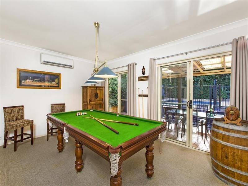 50 Fernbrook Place, Castle Hill NSW 2154