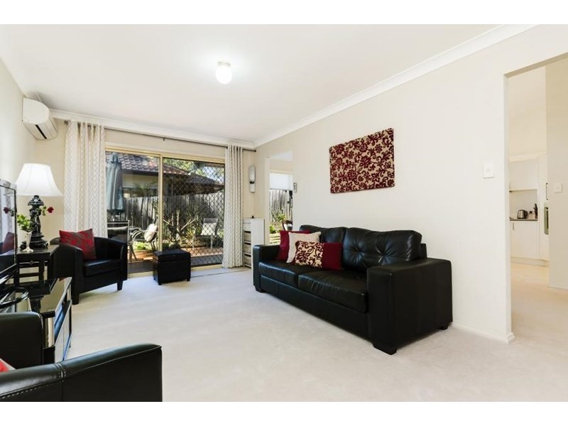 2/125 Cardinal Avenue, West Pennant Hills NSW 2125