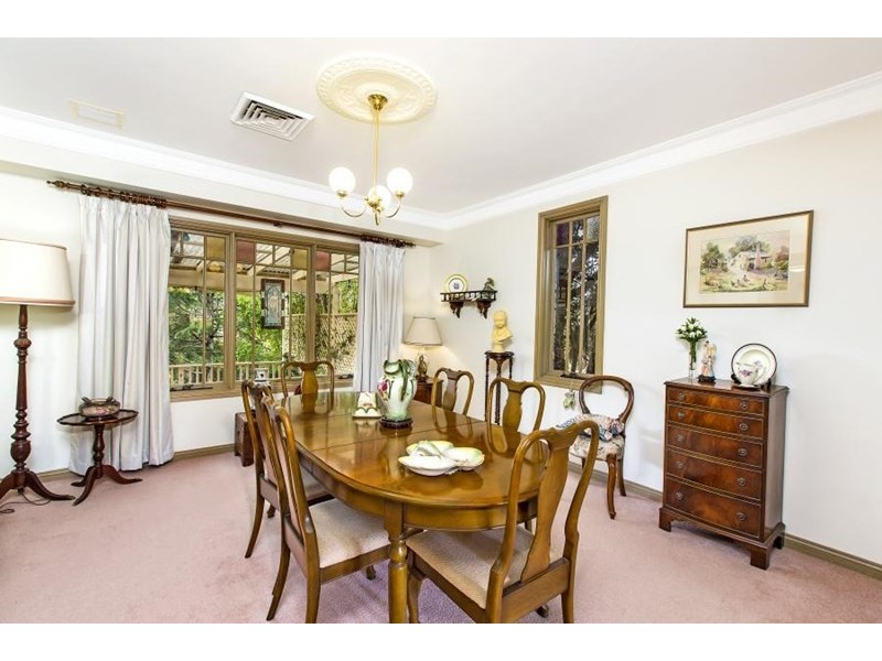 2 Harlech Court, Castle Hill NSW 2154