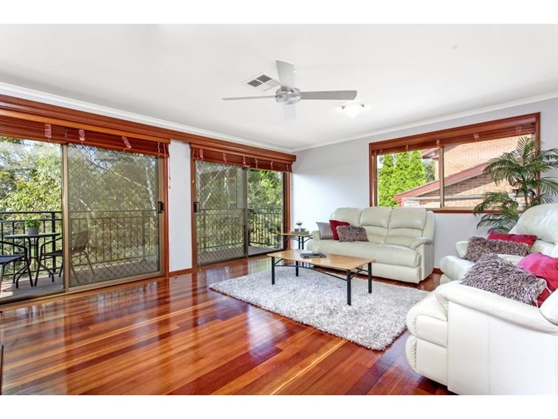 4 Beverley Place, Cherrybrook NSW 2126