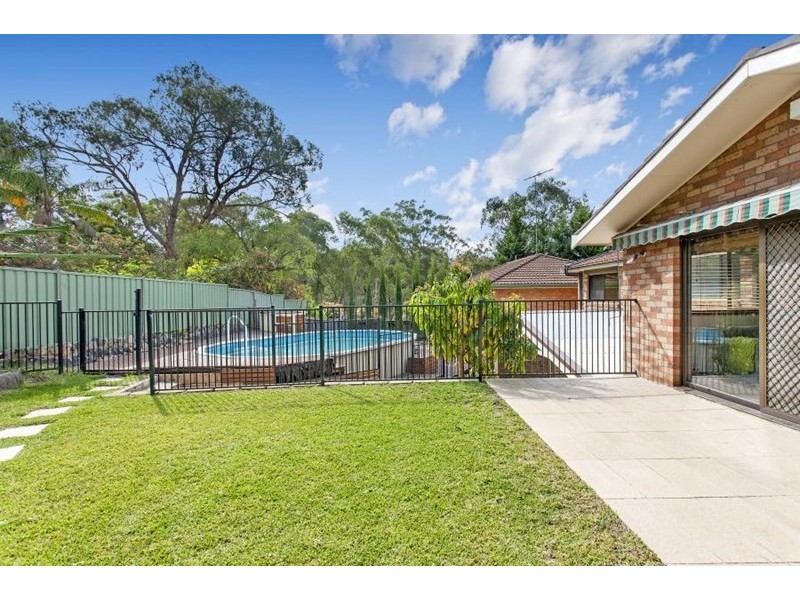 4 Beverley Place, Cherrybrook NSW 2126