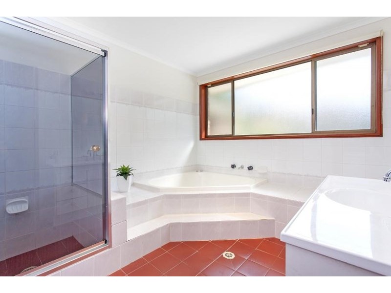 4 Beverley Place, Cherrybrook NSW 2126