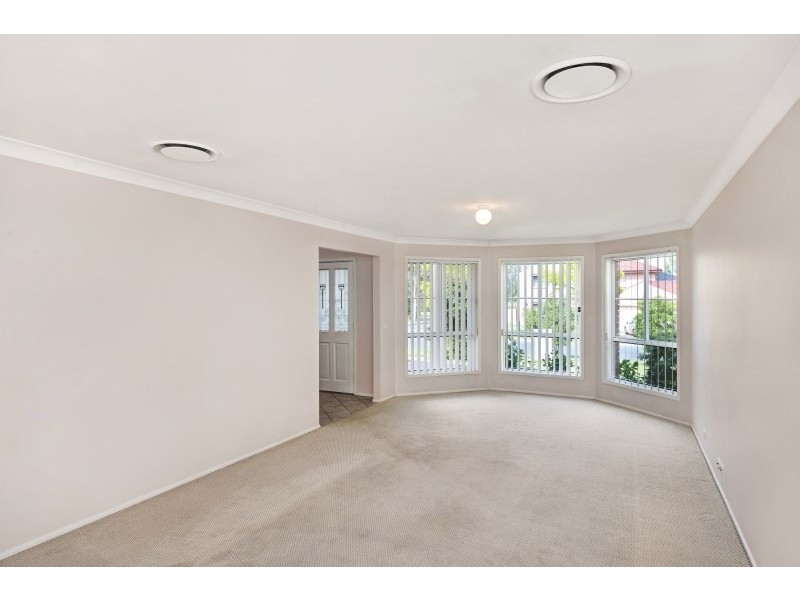 29 Macquarie Avenue, Kellyville NSW 2155