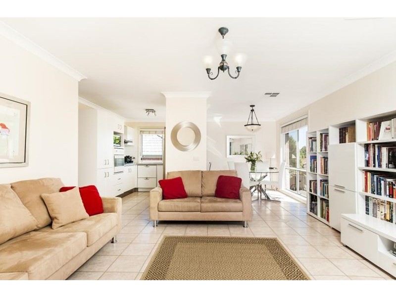 25 Highbrook Place, Castle Hill NSW 2154