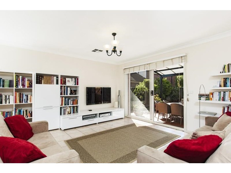 25 Highbrook Place, Castle Hill NSW 2154