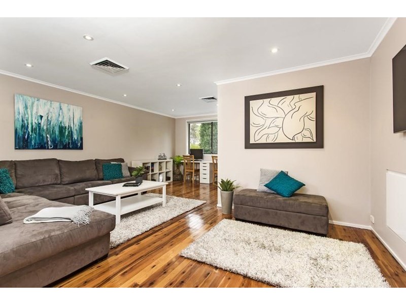 4 Anson Place, Castle Hill NSW 2154