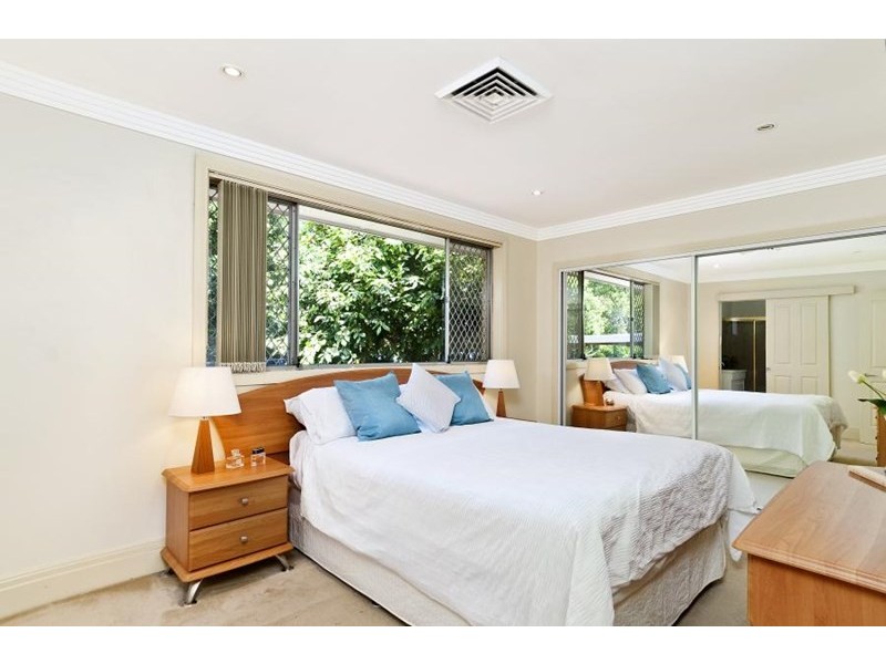 15 Fairburn Avenue, West Pennant Hills NSW 2125