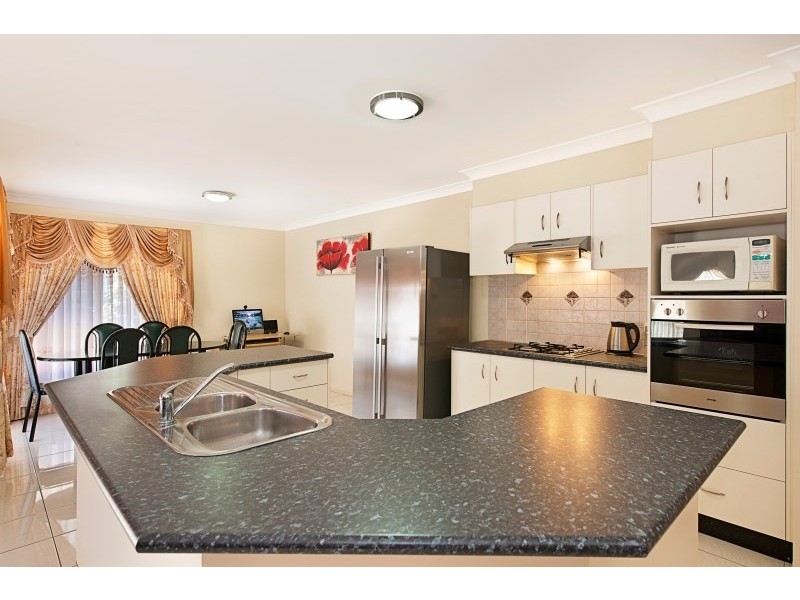 4 Frangipani Avenue, Glenwood NSW 2768