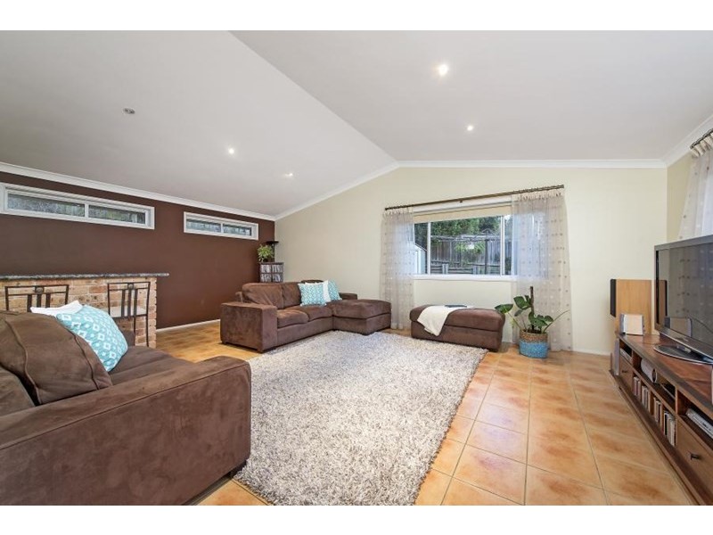 4 Doulton Drive, Cherrybrook NSW 2126