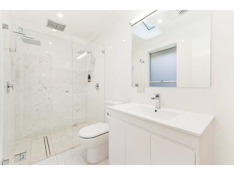 16 Featherwood Avenue, Cherrybrook NSW 2126