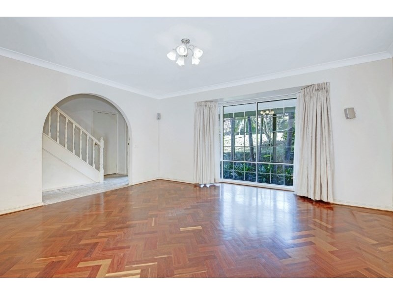 8 Murrumba Place, Castle Hill NSW 2154