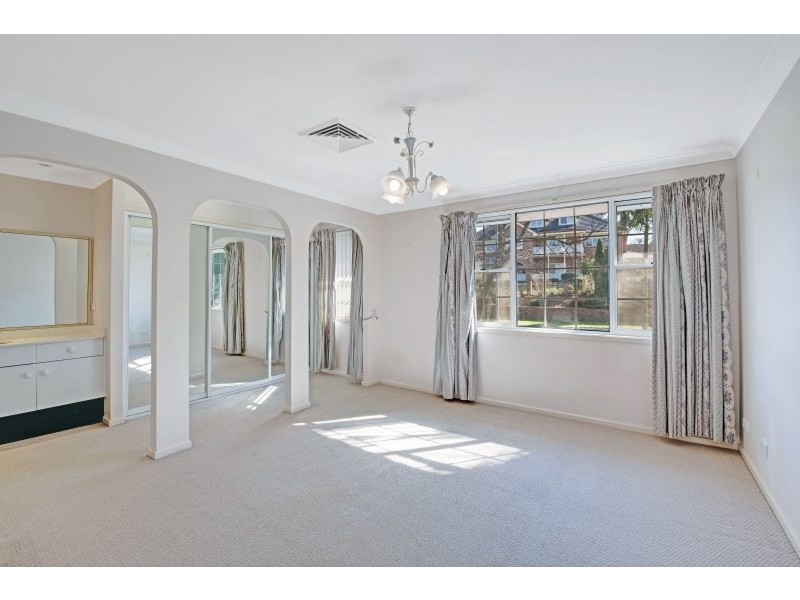 8 Murrumba Place, Castle Hill NSW 2154