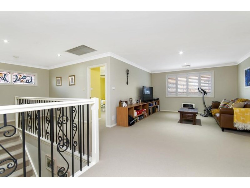 12 Chepstow Drive, Castle Hill NSW 2154