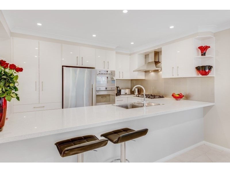 19 Fernbrook Place, Castle Hill NSW 2154