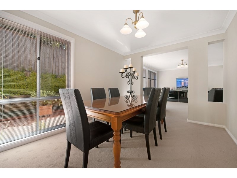 19 Fernbrook Place, Castle Hill NSW 2154