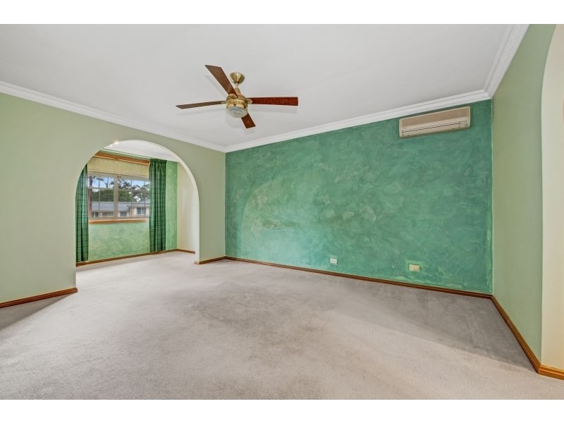 4 Booth Place, Cherrybrook NSW 2126
