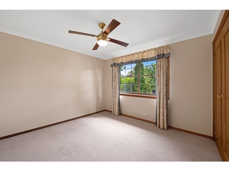 4 Booth Place, Cherrybrook NSW 2126