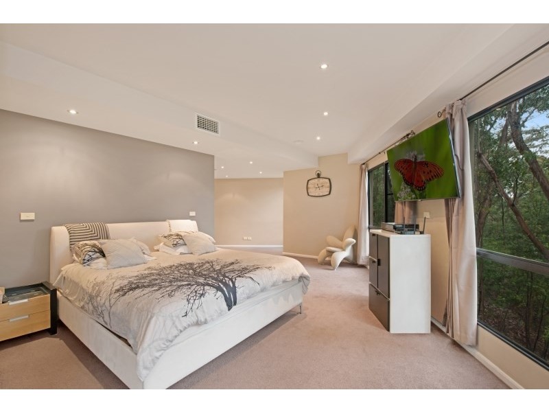 111 Fallon Drive, Dural NSW 2158