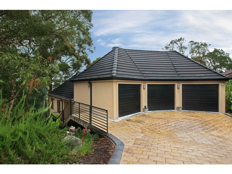 111 Fallon Drive, Dural NSW 2158