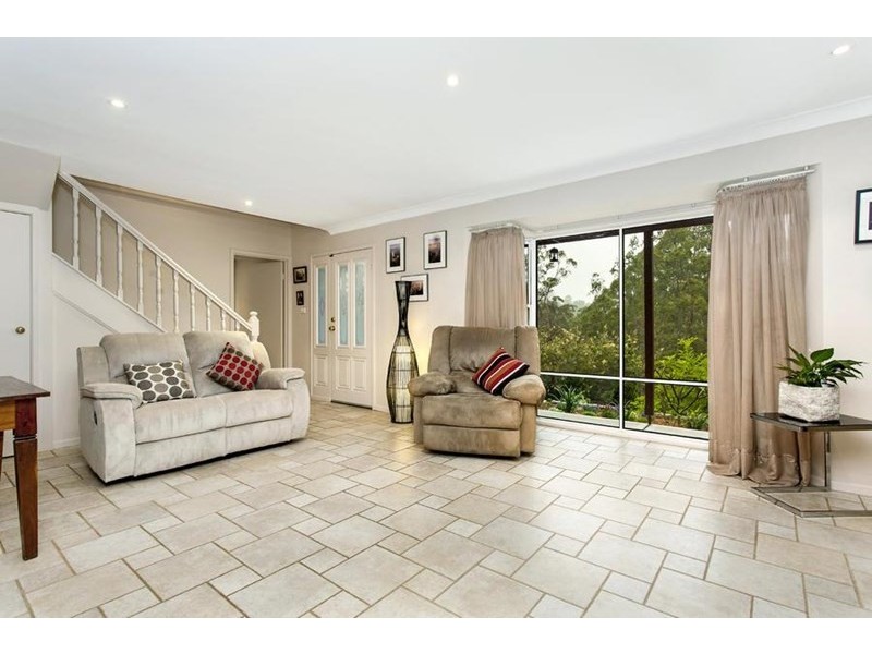 6 Beverley Place, Cherrybrook NSW 2126