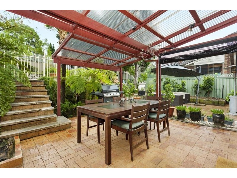 6 Beverley Place, Cherrybrook NSW 2126