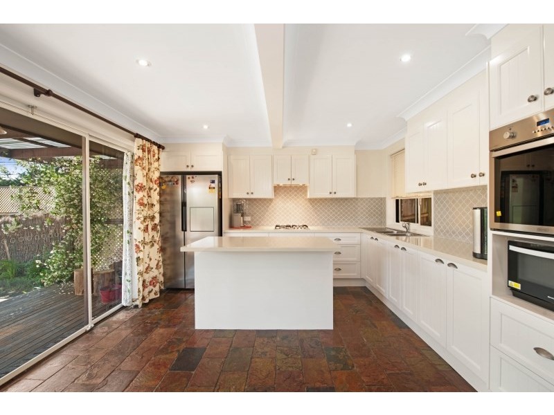 18 Woodcrest Place, Cherrybrook NSW 2126