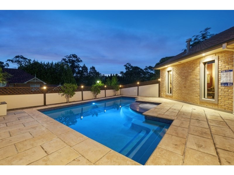 10 Avon Green, West Pennant Hills NSW 2125