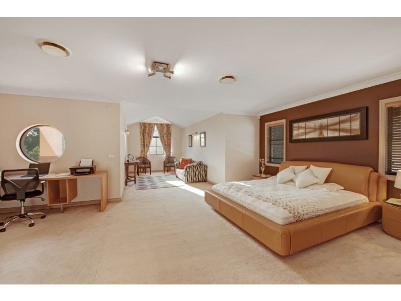 10 Avon Green, West Pennant Hills NSW 2125