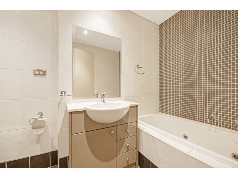 805/31-37 Hassall Street, Parramatta NSW 2150